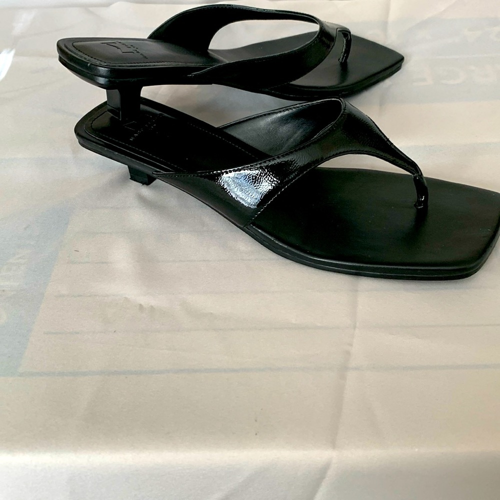 Marc Fisher kitten heel sandals